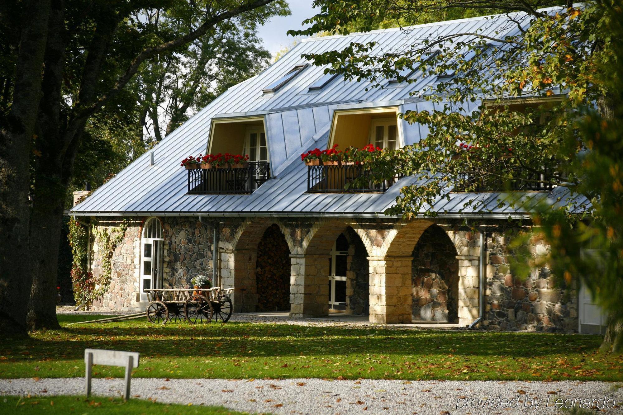 Paedaste Manor Eksteriør billede