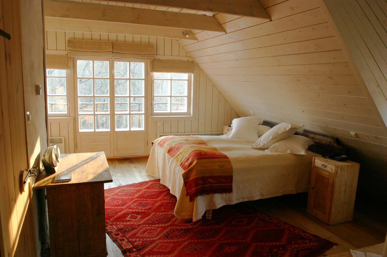 Paedaste Manor Eksteriør billede
