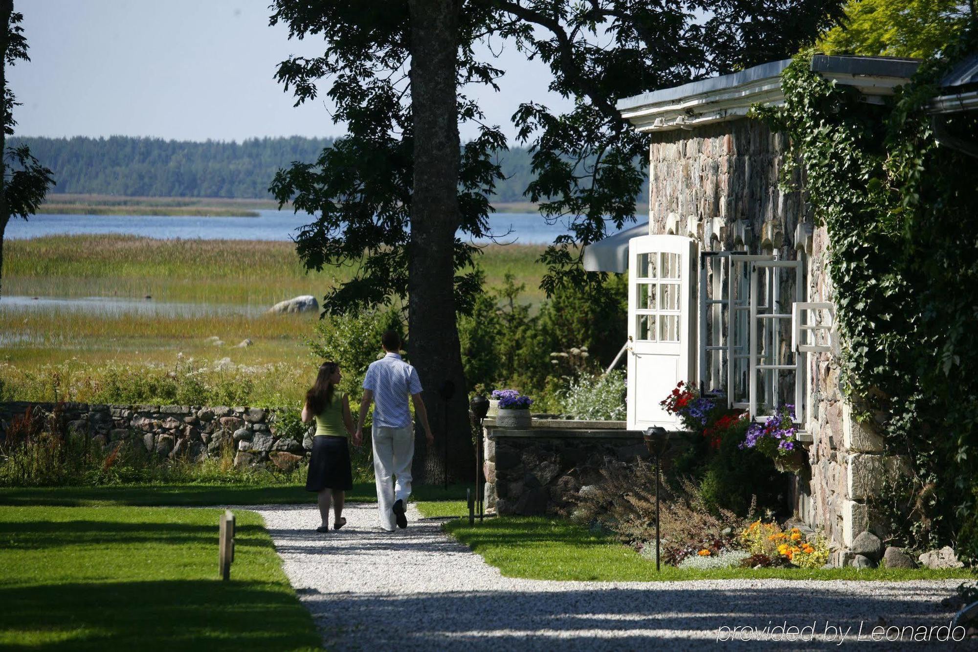 Paedaste Manor Eksteriør billede